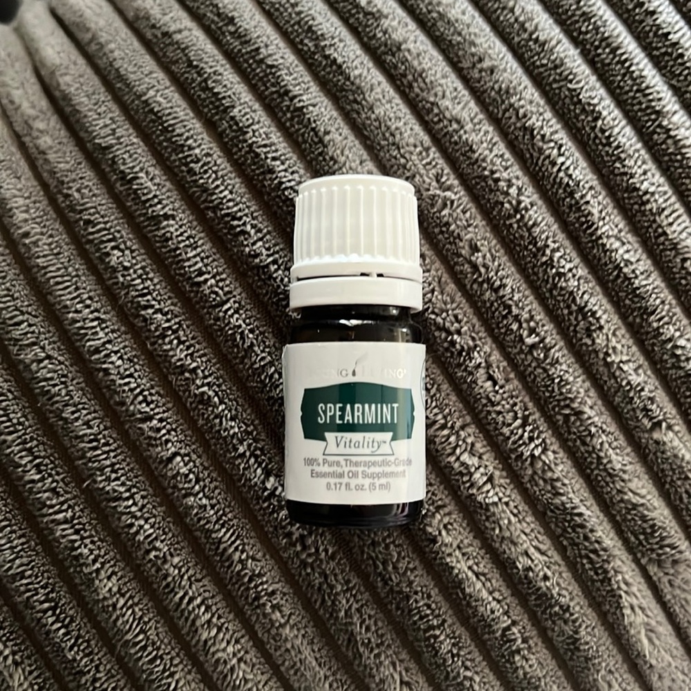Young Living Spearmint essential oil
